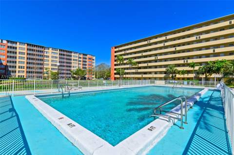 1770 NE 191st St 508-1, Miami FL - photo 12 of 36