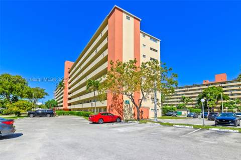 1770 NE 191st St 508-1, Miami FL - photo 13 of 36