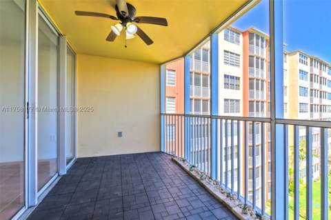 1770 NE 191st St 508-1, Miami FL - photo 7 of 36