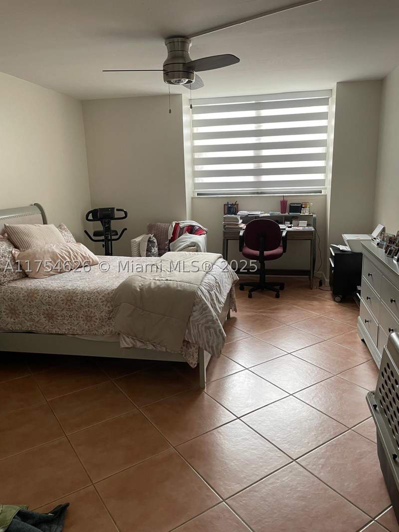 1 bedroom Condominium at 10985 SW 107th St 211, The Gardens Of Kendall Co, Miami — photo 3