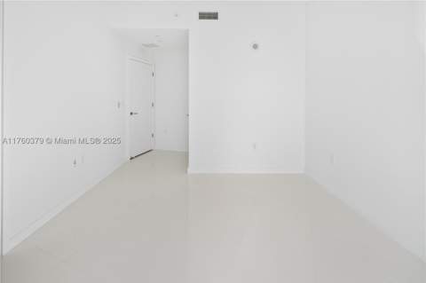 851 NE 1st Ave 4203, Miami FL - photo 11 of 34