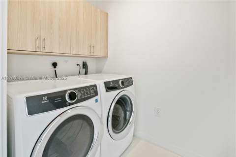851 NE 1st Ave 4203, Miami FL - photo 16 of 34