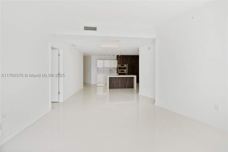 2 bedroom Condominium at 851 NE 1st Ave 4203, Paramount Miami Worldcent, Miami — photo 5