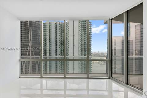 851 NE 1st Ave 4203, Miami FL - photo 7 of 34