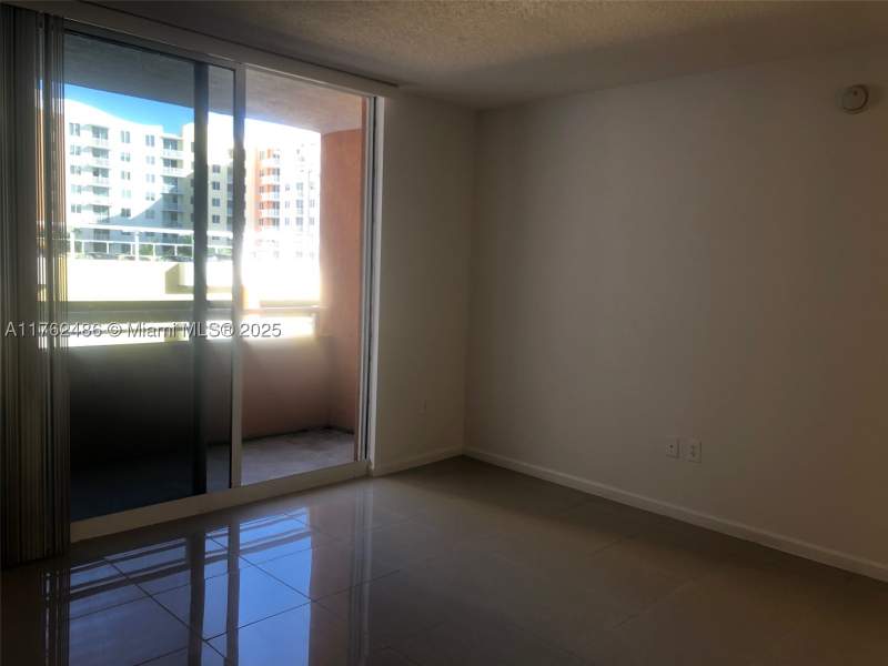 2 bedroom Condominium at 2775 NE 187th St 527, Venture At Aventura West, Aventura — photo 5