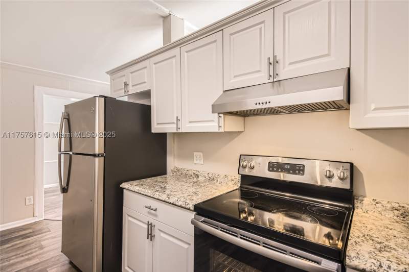 3 bedroom SingleFamilyResidence at 1753 NE 178th St, Beach Park Sub, North Miami Beach — photo 3