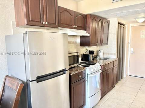 19201 Collins Ave 338, Sunny Isles Beach FL - photo 12 of 18