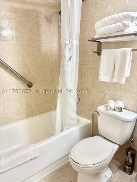 19201 Collins Ave 338, Sunny Isles Beach FL - photo 14 of 18