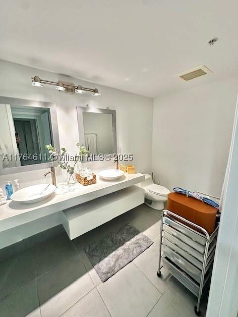 92 SW 3rd St 1410, Miami FL - photo 8 of 40