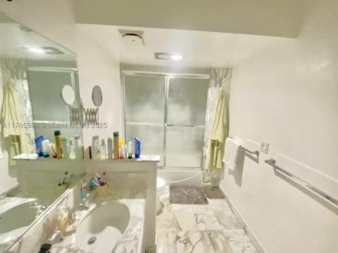 9801 Collins Ave 8M, Bal Harbour FL - photo 23 of 29