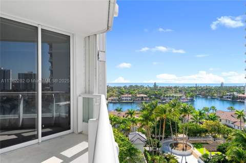 21150 Point Pl 1102, Aventura FL - photo 20 of 44