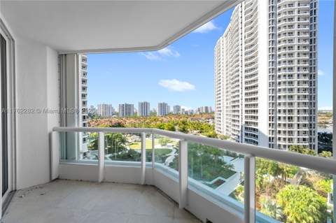 21150 Point Pl 1102, Aventura FL - photo 22 of 44