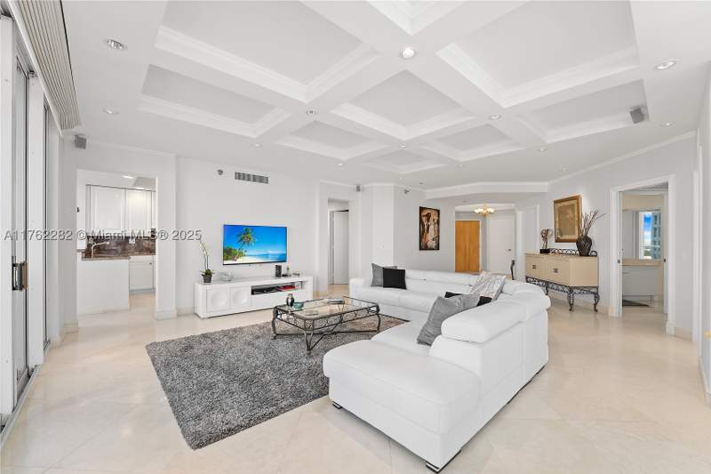 3 bedroom Condominium at 21150 Point Pl 1102, Atlantic II At The Point, Aventura — photo 4