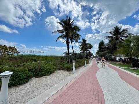 5445 Collins Ave Th-11, Miami Beach FL - photo 10 of 24