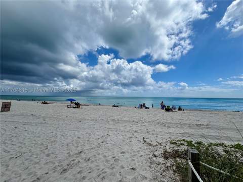 5445 Collins Ave Th-11, Miami Beach FL - photo 23 of 24