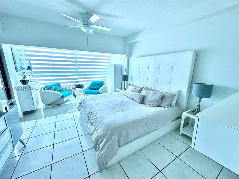 1 bedroom Condominium at 5445 Collins Ave Th-11, Castle Beach Club Condo, Miami Beach — photo 4