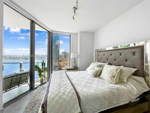 2900 NE 7th Ave 2008, Miami FL - photo 14 of 47