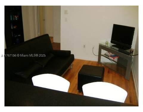 1521 Lenox Ave 101, Miami Beach FL - photo 6 of 14