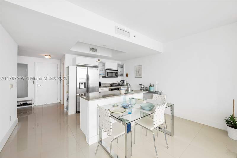 1 bedroom Condominium at 888 Biscayne Blvd 4306, Marinablue Condo, Miami — photo 4
