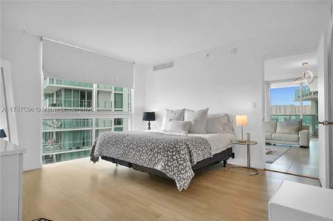 250 Sunny Isles Blvd 3-904, Sunny Isles Beach FL - photo 11 of 37