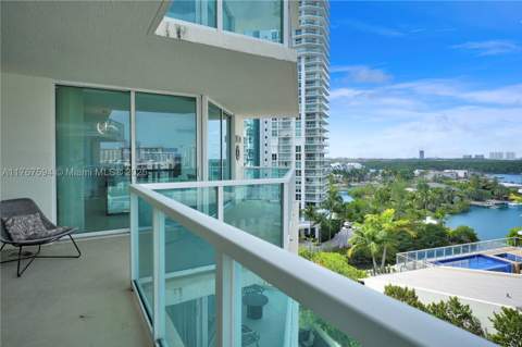 250 Sunny Isles Blvd 3-904, Sunny Isles Beach FL - photo 22 of 37
