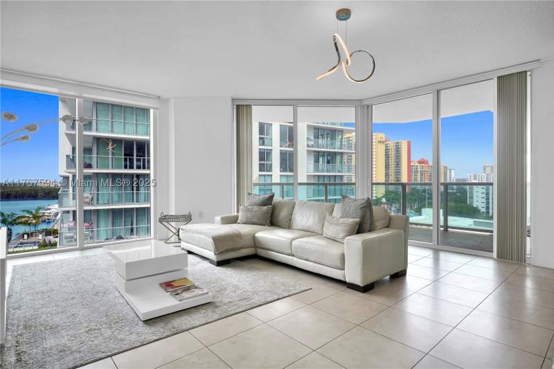 3 bedroom Condominium at 250 Sunny Isles Blvd 3-904, St Tropez On The Bay III, Sunny Isles Beach — photo 4