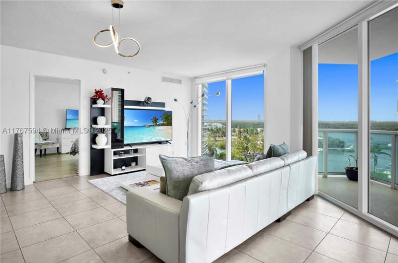 3 bedroom Condominium at 250 Sunny Isles Blvd 3-904, St Tropez On The Bay III, Sunny Isles Beach — photo 5