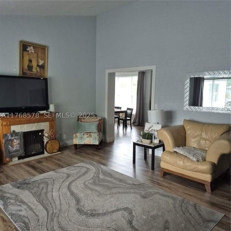 4 bedroom SingleFamilyResidence at 8320 NW 10 Ave, Arcola Gardens, Miami — photo 3