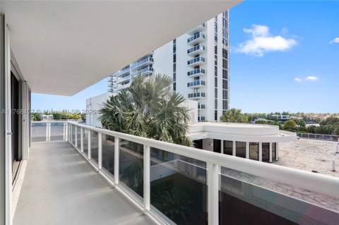 20505 E Country Club Dr 434, Aventura FL - photo 23 of 26