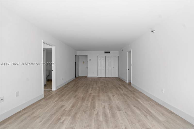 2 bedroom Condominium at 20505 E Country Club Dr 434, Waterview Condo, Aventura — photo 5
