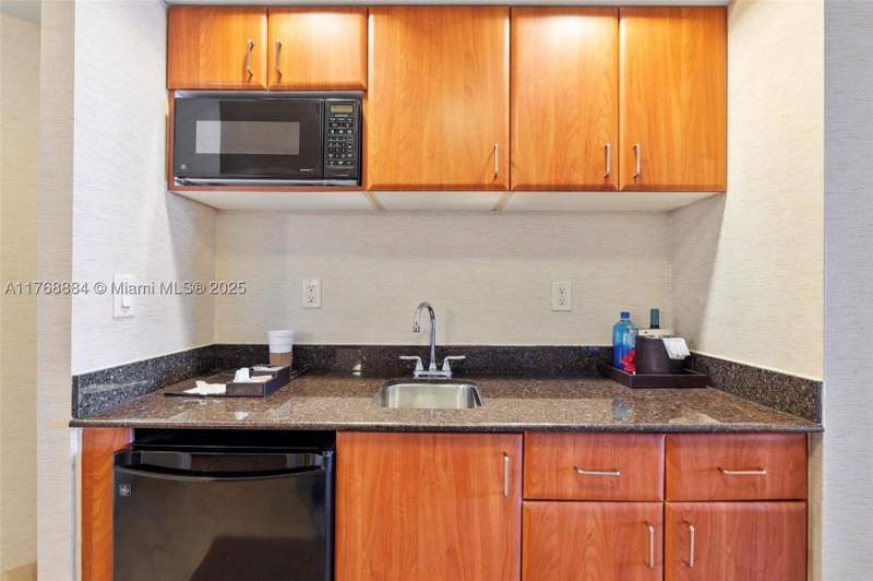 0 bedroom Condominium at 18001 Collins Ave 1415, Trump International Sones, Sunny Isles Beach — photo 4