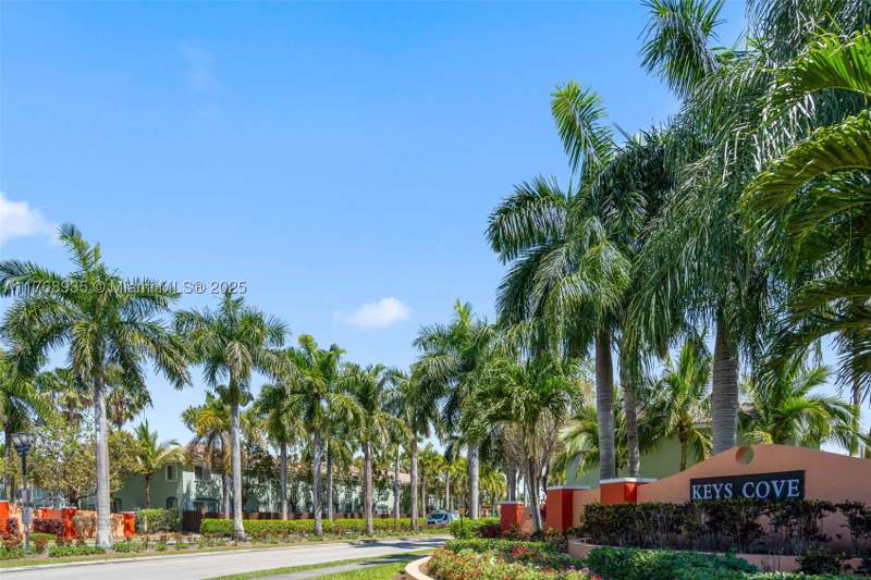 3 bedroom Condominium at 2731 SE 17th Ave 211, Shoma Condo At Keys Cove, Homestead — photo 2