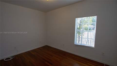 577 NE 62 Street 2, Miami FL - photo 7 of 16