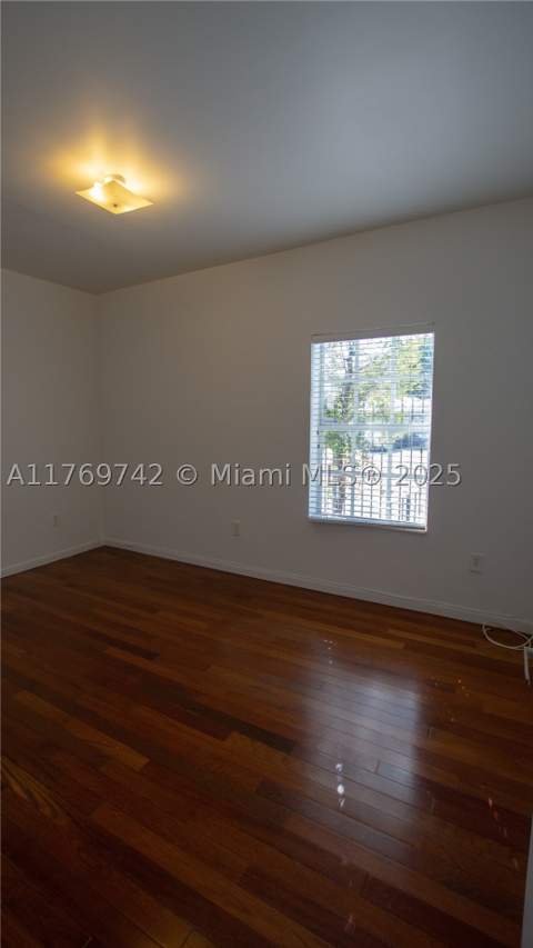 577 NE 62 Street 2, Miami FL - photo 8 of 16