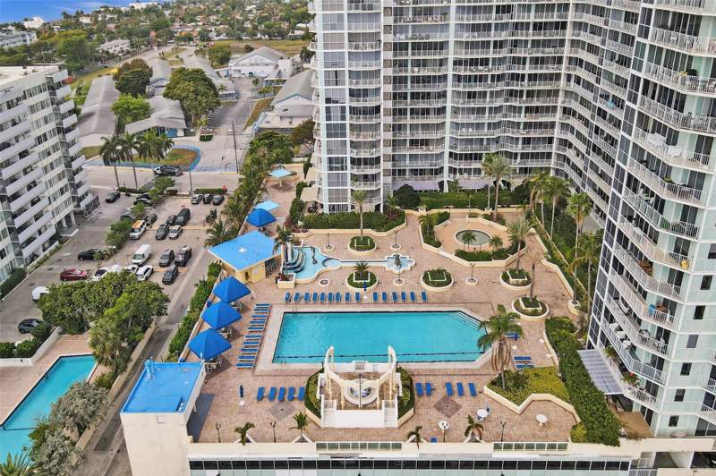 2 bedroom Condominium at 7601 E Treasure Drive 617, The Grandview Palace, North Bay Village — photo 5