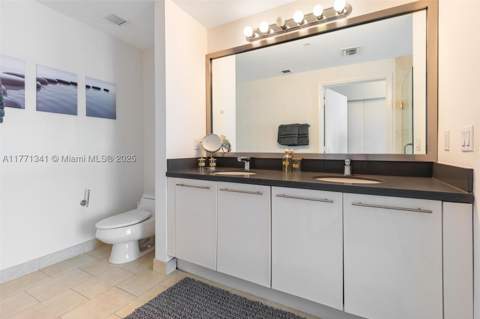 90 SW 3rd St 4103, Miami FL - photo 13 of 31
