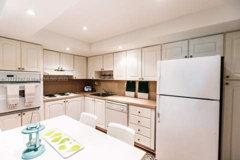 19370 Collins Ave 326, Sunny Isles Beach FL - photo 10 of 23
