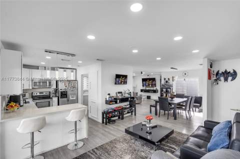 13351 SW 27th St, Miami FL - photo 10 of 31