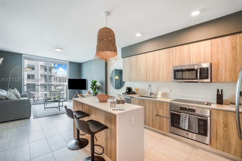 1 bedroom Condominium at 3900 Biscayne Blvd S-1016, Quadro Condo, Miami — photo 3