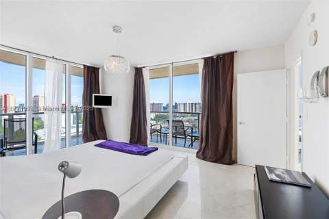 16699 Collins Ave 1607, Sunny Isles Beach FL - photo 11 of 30