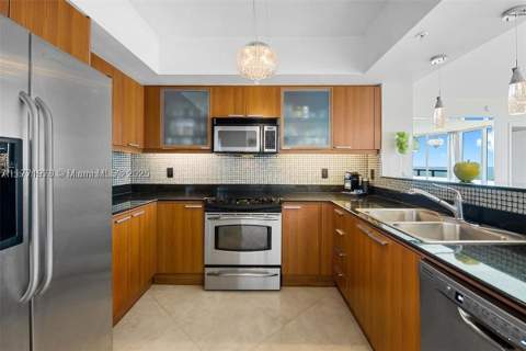 16699 Collins Ave 1607, Sunny Isles Beach FL - photo 9 of 30