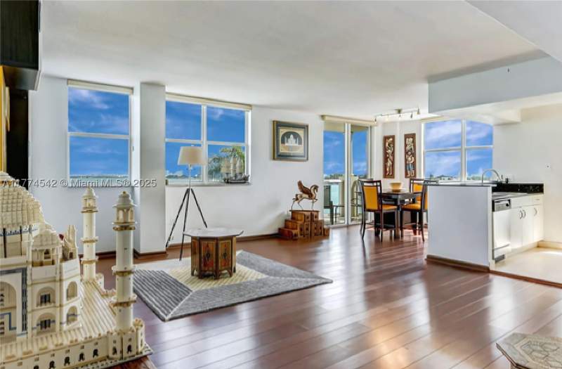 2 bedroom Condominium at 1625 Kennedy Cswy 603F, Bayview Condo At North Ba, North Bay Village — photo 4