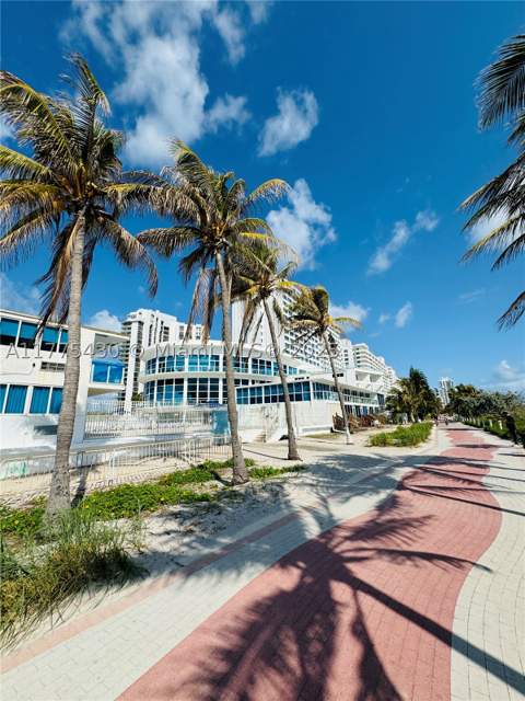 5445 Collins Ave 1520, Miami Beach FL - photo 20 of 43