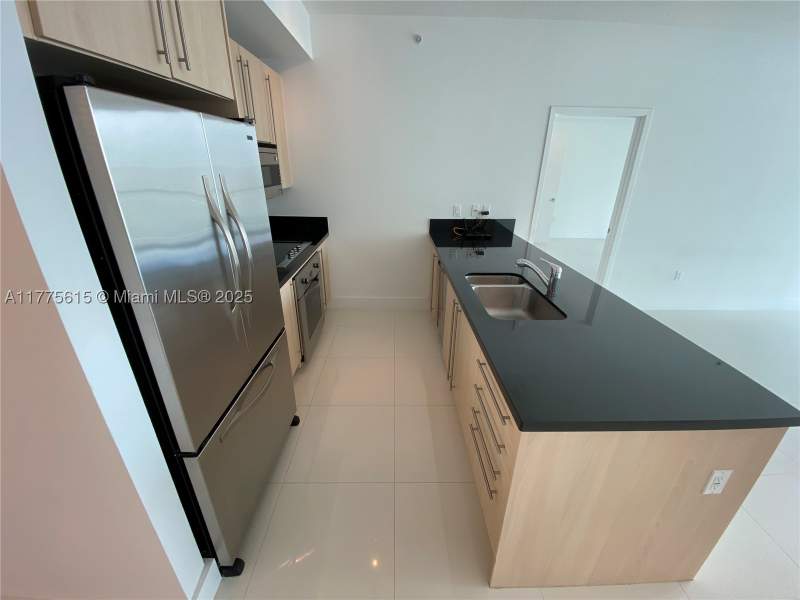 2 bedroom Condominium at 79 SW 12 St 3810-S, The Axis On Brickell Cond, Miami — photo 2