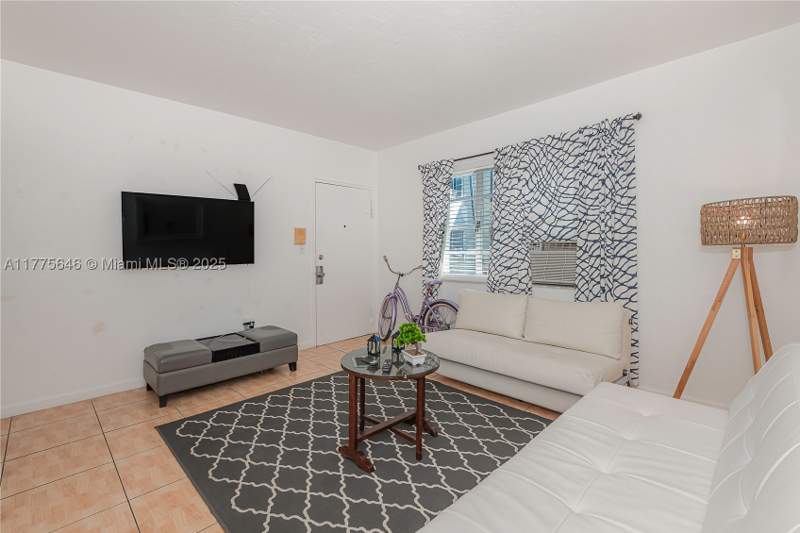 1 bedroom Condominium at 655 83rd St 55, Winds Of Nobe Condo, Miami Beach — photo 2