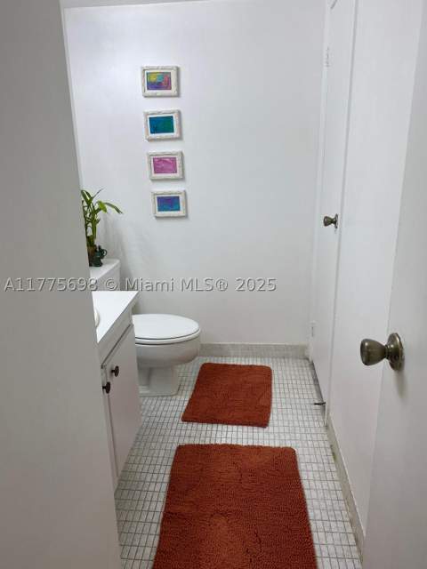 20335 W Country Club Dr 905, Aventura FL - photo 8 of 16