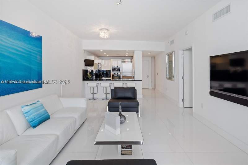 1 bedroom Condominium at 17121 Collins Ave 1703, Jade Ocean Condo, Sunny Isles Beach — photo 2