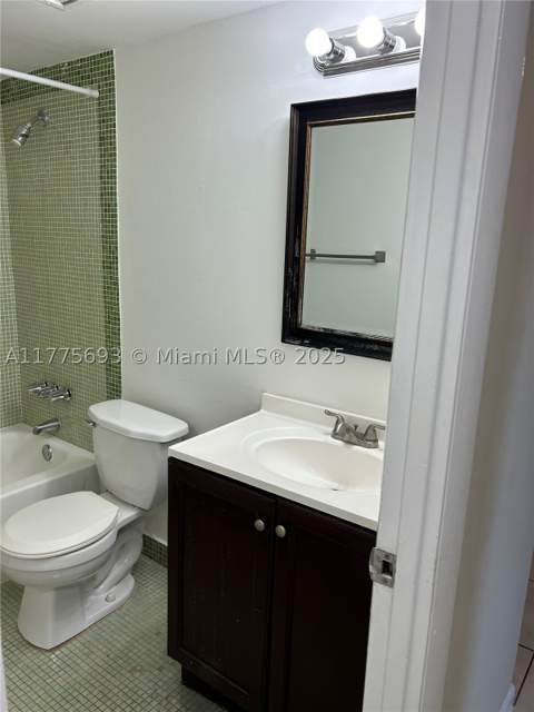 484 NW 165th St Rd A-316, Miami FL - photo 17 of 20