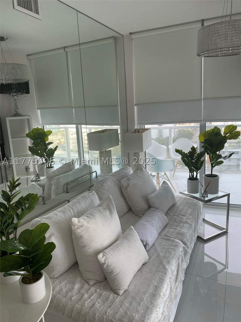 1 bedroom Condominium at 6700 Indian Creek Dr 1201, Eden House Condo, Miami Beach — photo 2