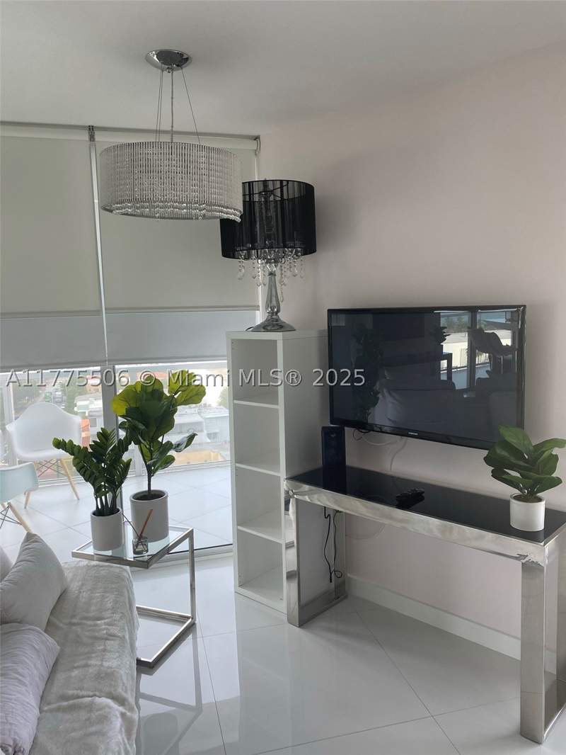 1 bedroom Condominium at 6700 Indian Creek Dr 1201, Eden House Condo, Miami Beach — photo 3